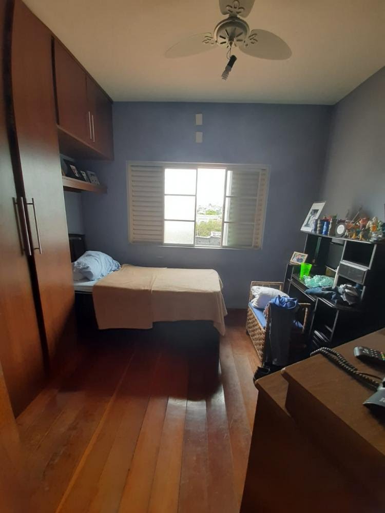Casa à venda com 5 quartos, 1 suíte, 2 vagas e 248m² no Céu Azul, Belo Horizonte (MG) — foto 11 de 22