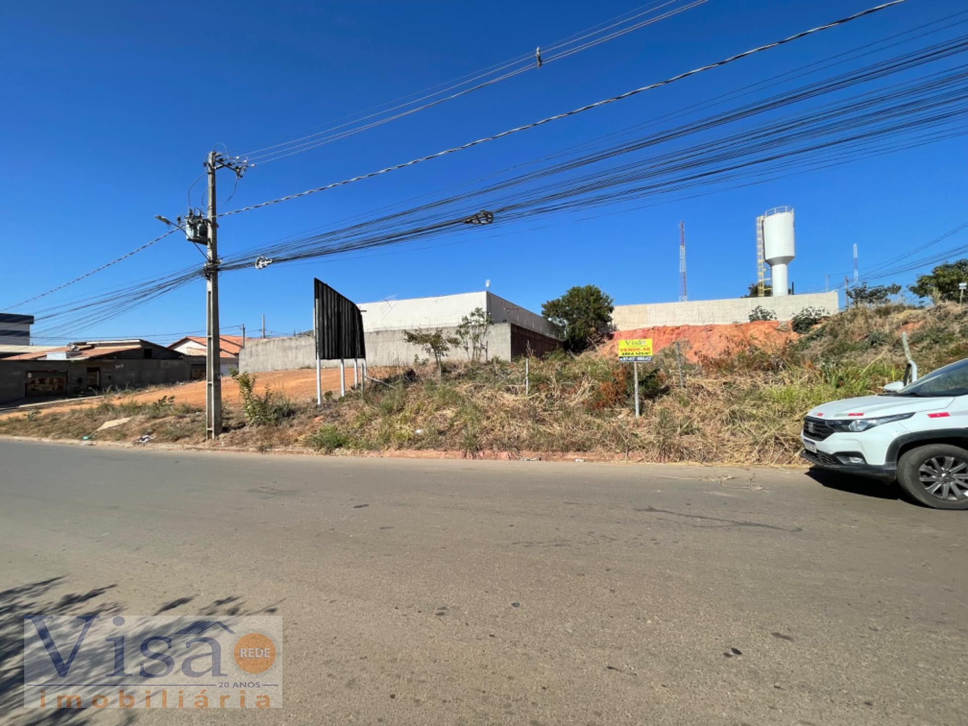 Terreno à venda com 525m² de terreno no Bairro Vila Mariana, Paracatu — foto principal