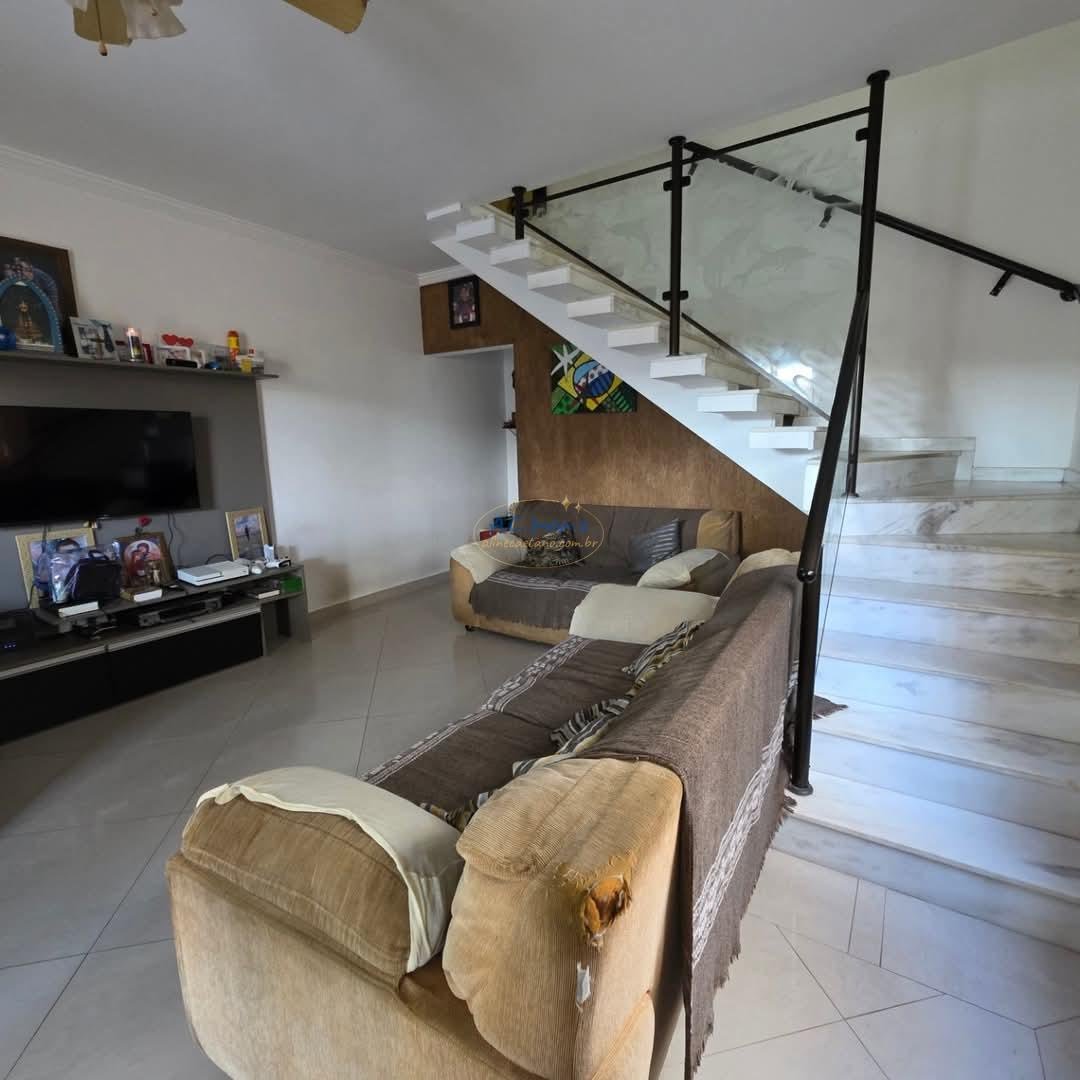 Casa à venda com 3 quartos, 1 suíte, 2 vagas e 100m² no Solemar, Praia Grande (SP) — foto 3 de 20