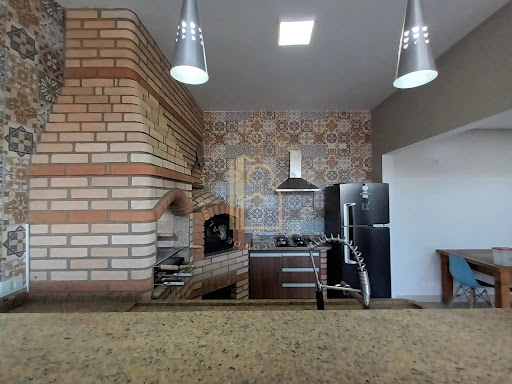Casa moderna em Jardim Vitoria  -  Poços de Caldas