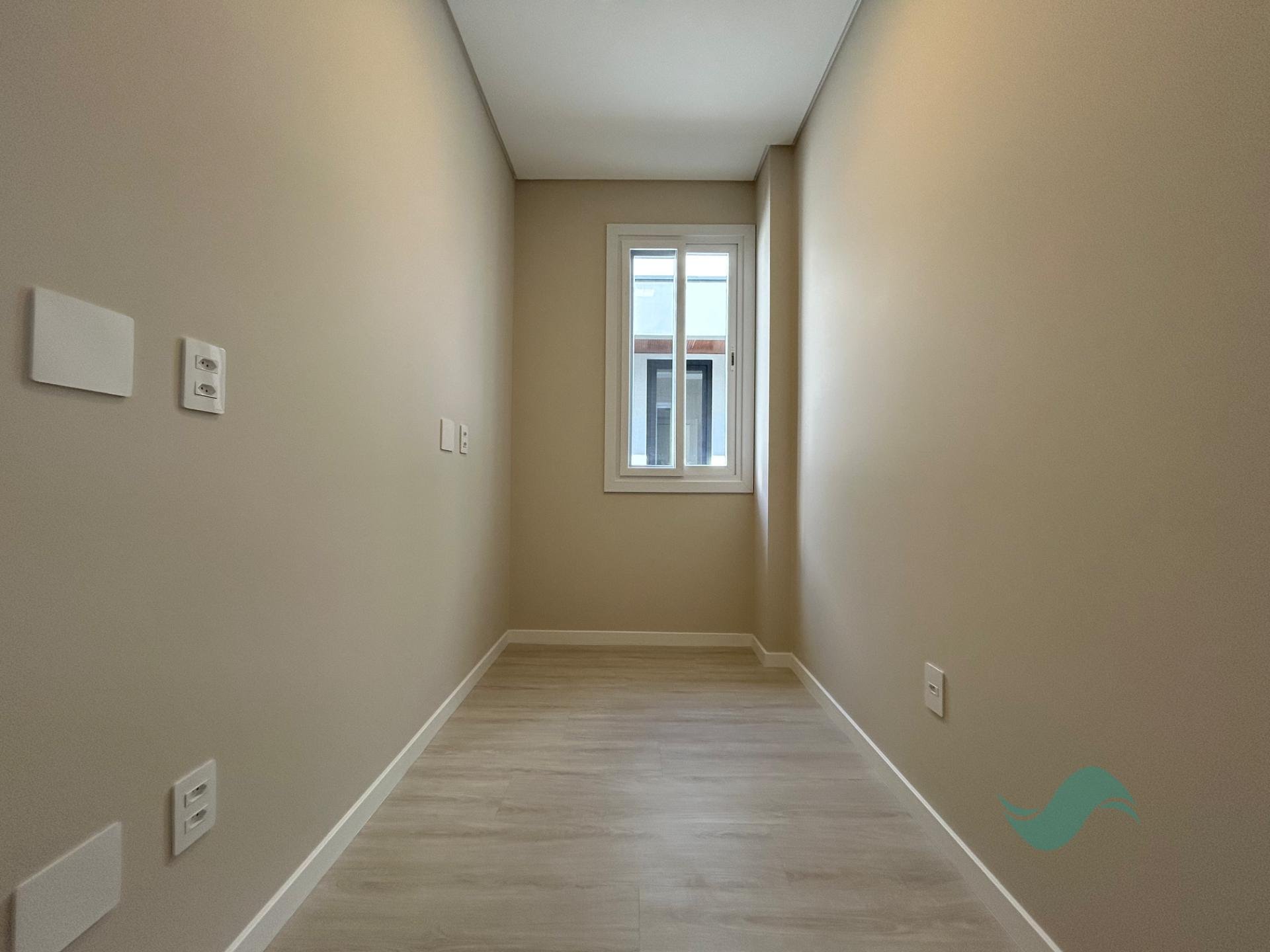 Casa à venda com 3 suítes, 2 vagas e 270m² no Lagoa da Conceição, Florianópolis (SC) — foto 17 de 22