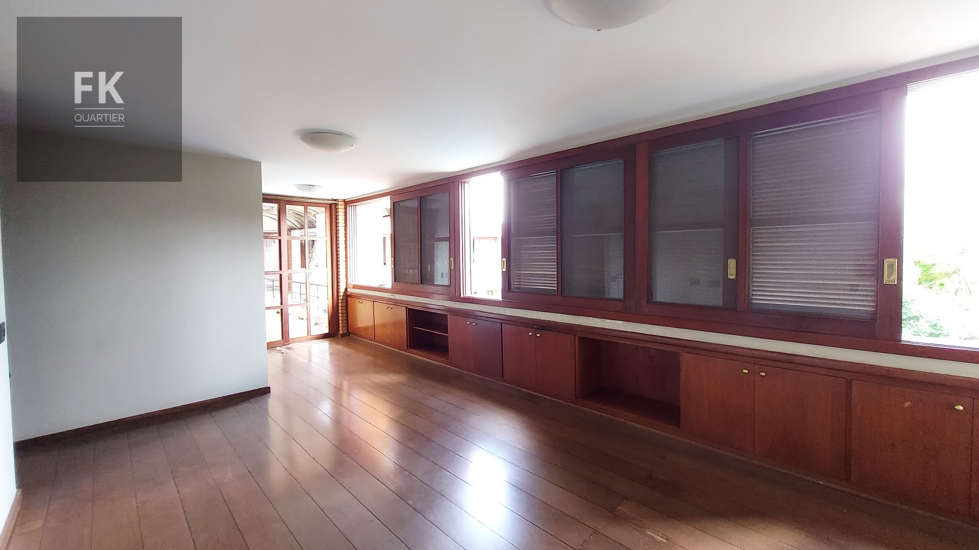 Casa à venda com 5 quartos, 5 suítes, 4 vagas e 800m² no Alphaville Empresarial, Barueri (SP) — foto 18 de 30