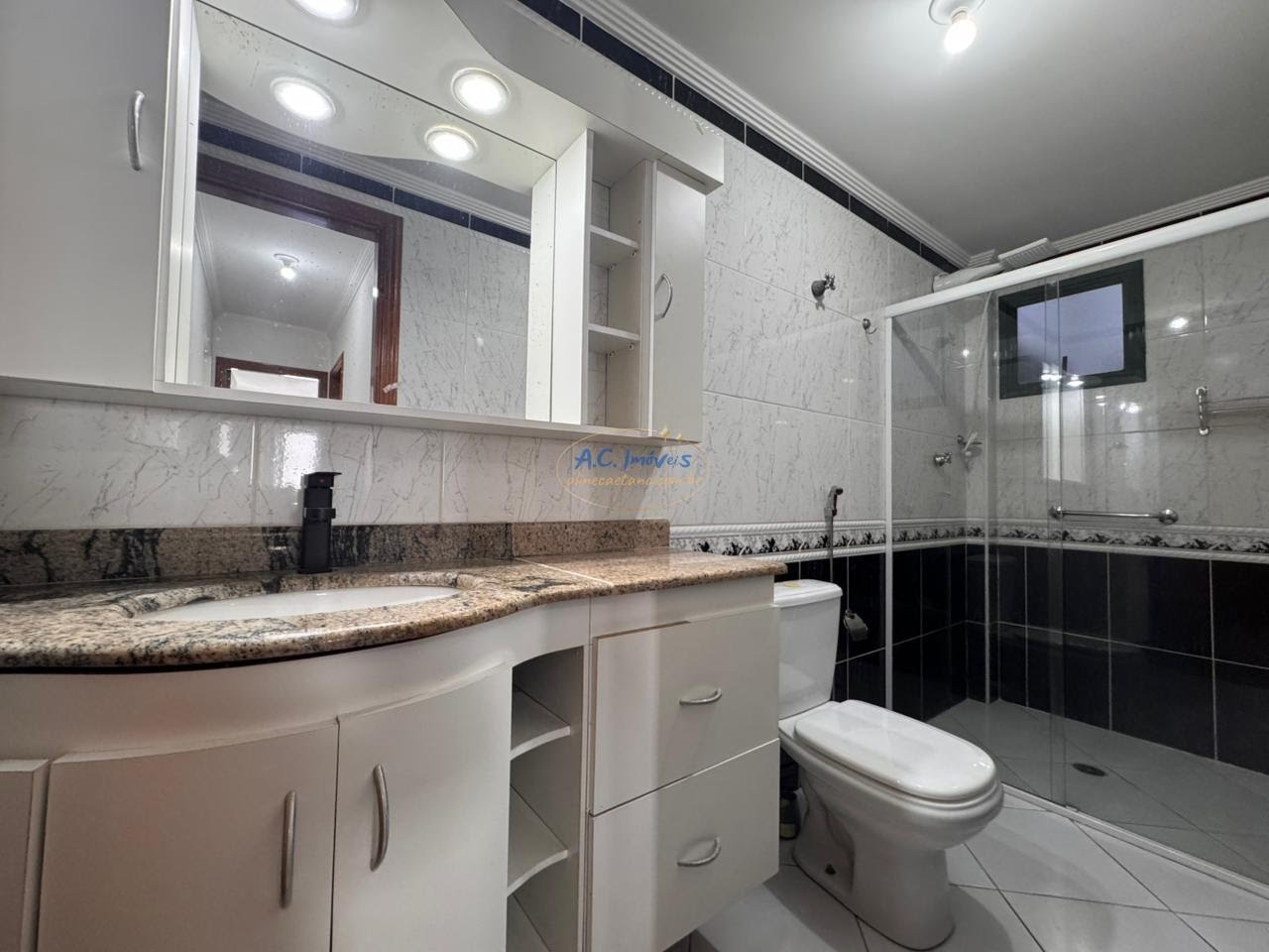 Apartamento à venda com 2 quartos, 1 suíte, 1 vaga e 97m² no Canto do Forte, Praia Grande (SP) — foto 16 de 27