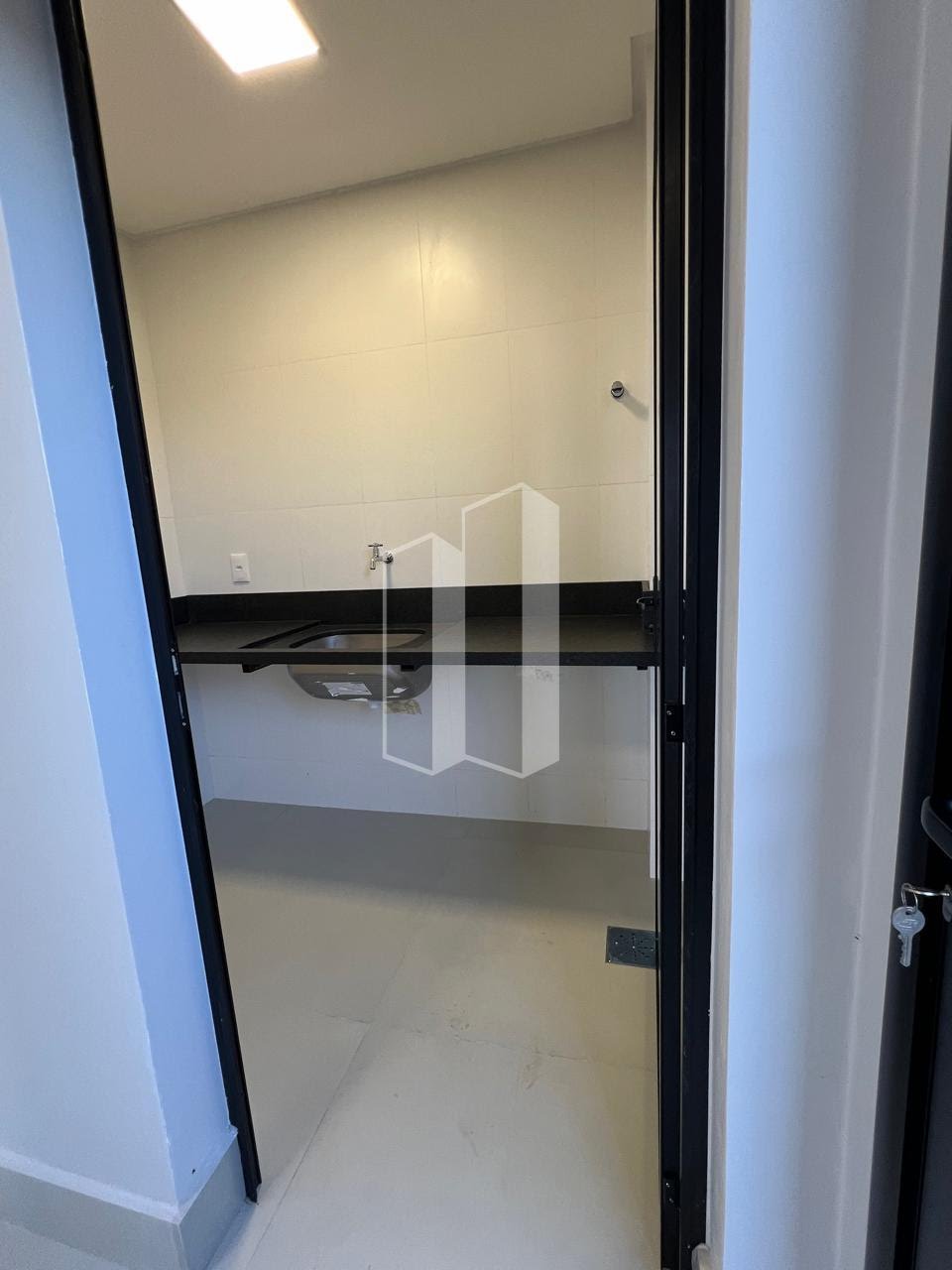 Casa à venda com 4 quartos, 3 suítes, 2 vagas e 246m² no Jardins Capri, Senador Canedo (GO) — foto 9 de 30