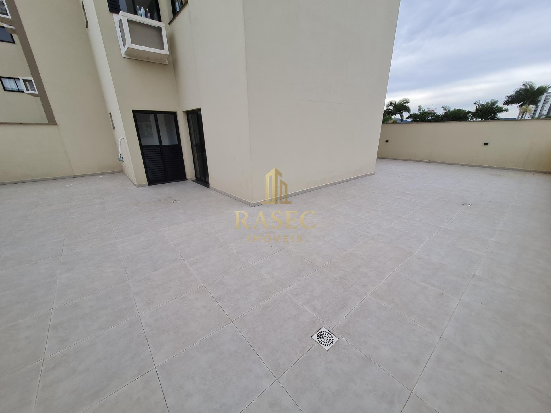 Apartamento para alugar com 1 quarto, 1 banheiro e 1 vaga no Santa Terezinha, Brusque (SC) — foto 9 de 11