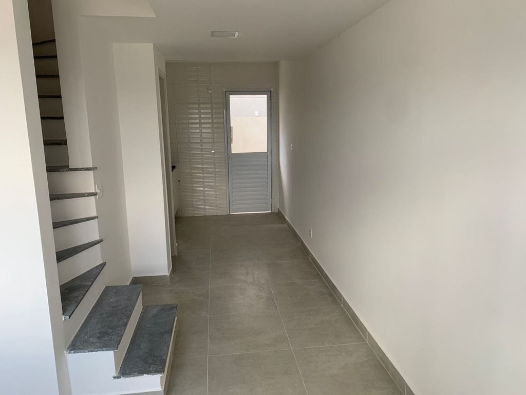 Casa para alugar com 2 quartos, 2 banheiros, 1 vaga e 56m² no Centro Residencial, Arujá (SP) — foto 3 de 16