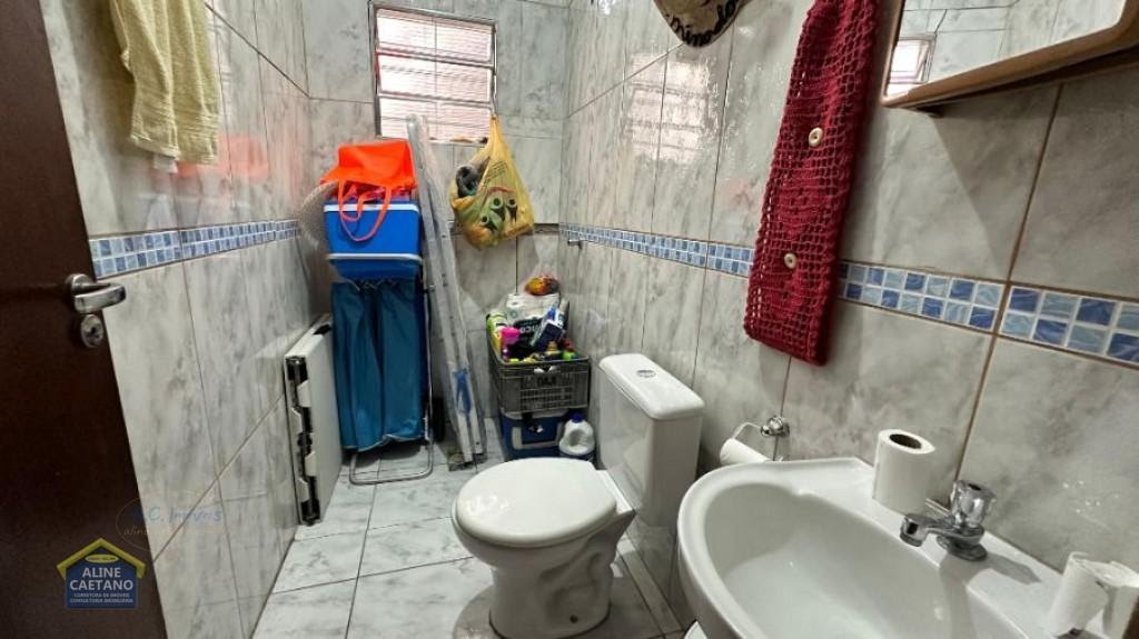 Casa à venda com 2 quartos, 1 suíte, 2 vagas e 80m² no Princesa, Praia Grande (SP) — foto 11 de 13