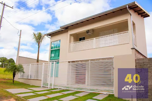 Sobrado em Villagio  Porto Dourado  -  Avaré