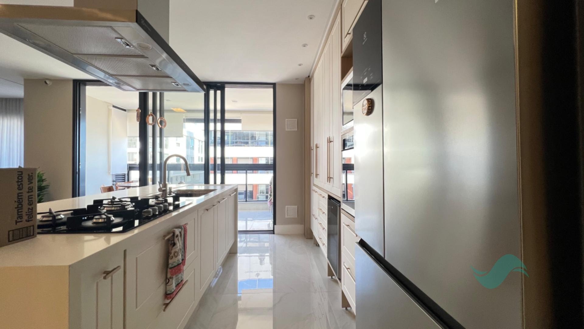 Apartamento à venda com 2 quartos, 1 suíte, 2 vagas e 149m² no Jurerê, Florianópolis (SC) — foto 13 de 30