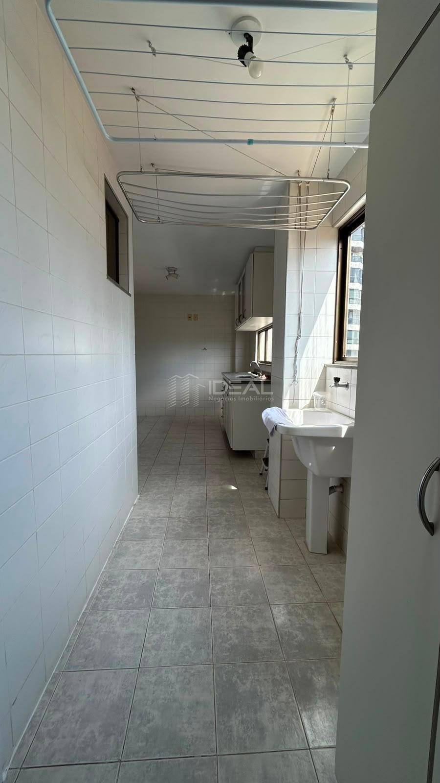 Apartamento para alugar com 3 quartos, 1 suíte, 1 vaga e 92m² no Centro, Campos dos Goytacazes (RJ) — foto 14 de 15