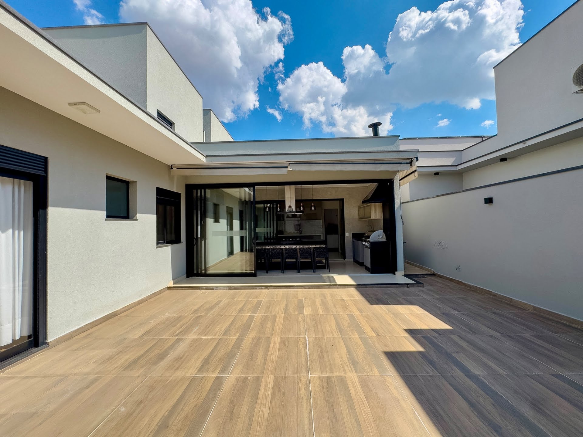 Casa à venda com 3 quartos, 1 suíte, 4 vagas e 179m² no Jardim Residencial Dona Maria José, Indaiatuba (SP) — foto 13 de 28