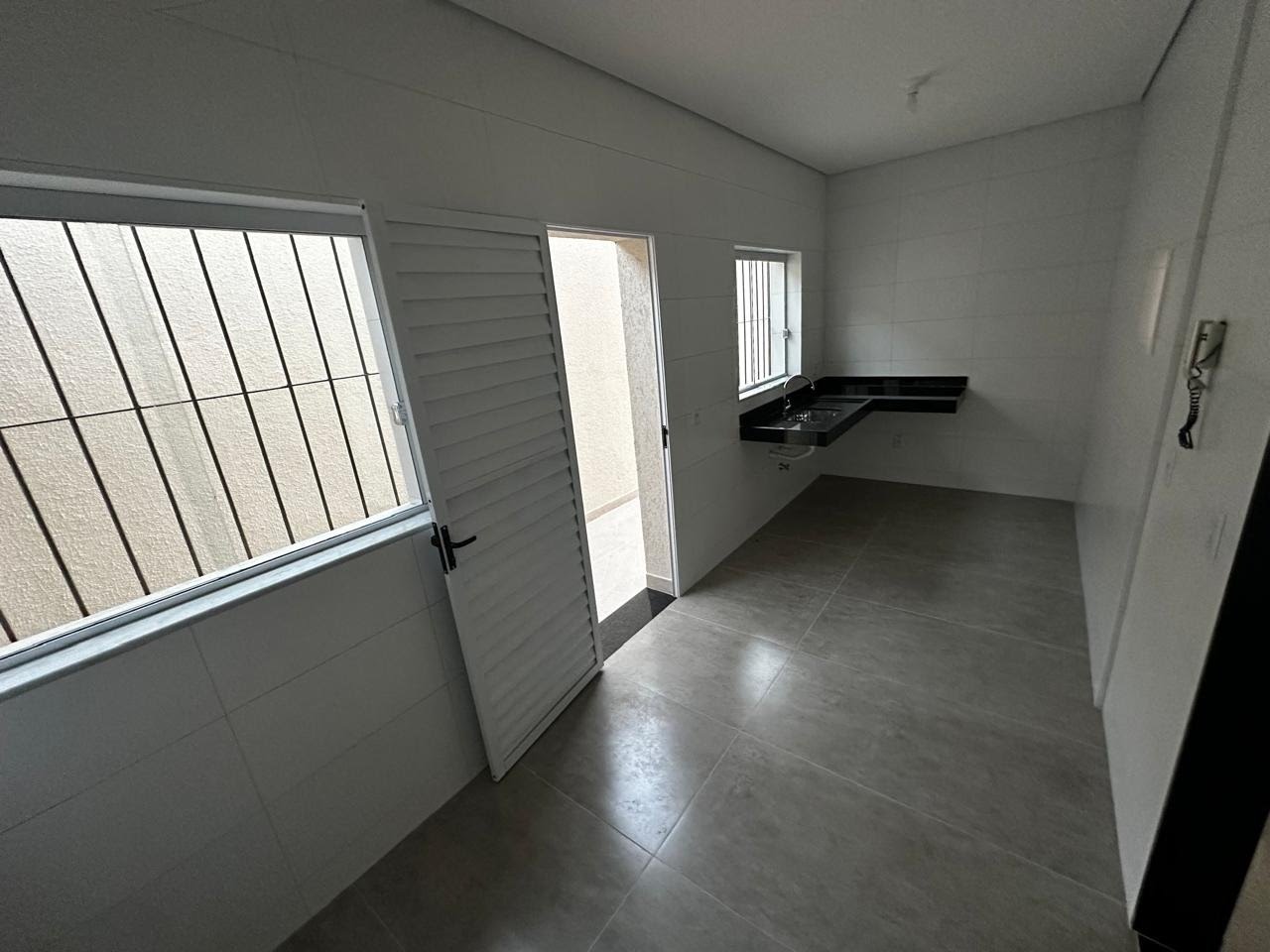 Casa para alugar com 3 quartos, 2 banheiros, 8 vagas e 192m² no Santa Branca, Belo Horizonte (MG) — foto 6 de 13