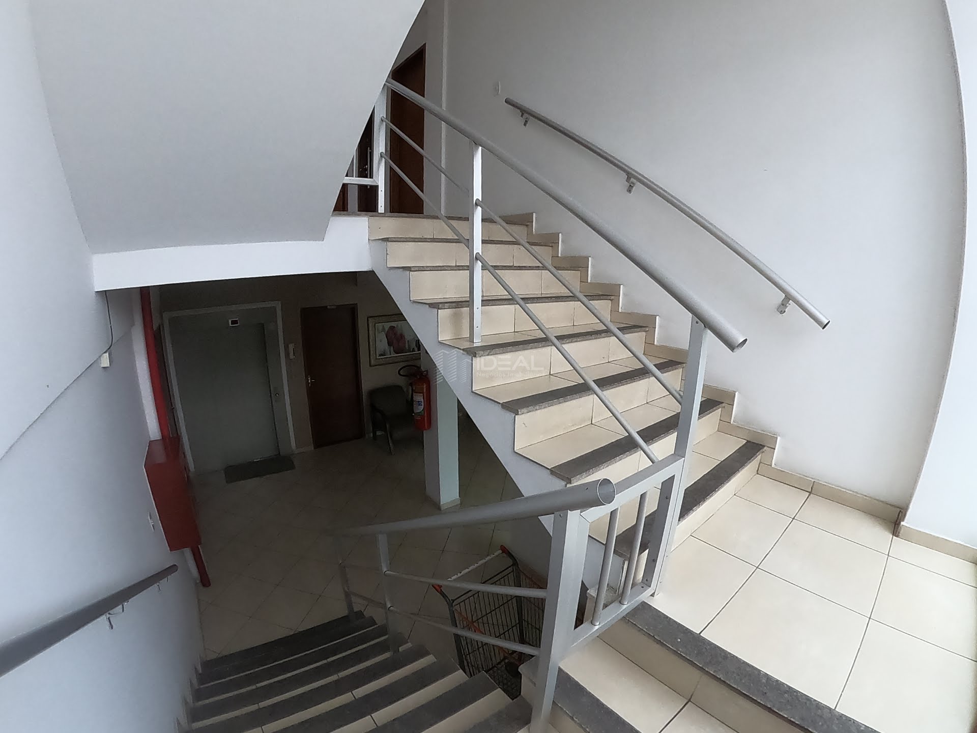 Apartamento com 2 quartos à venda no Flamboyant em Campos RJ
