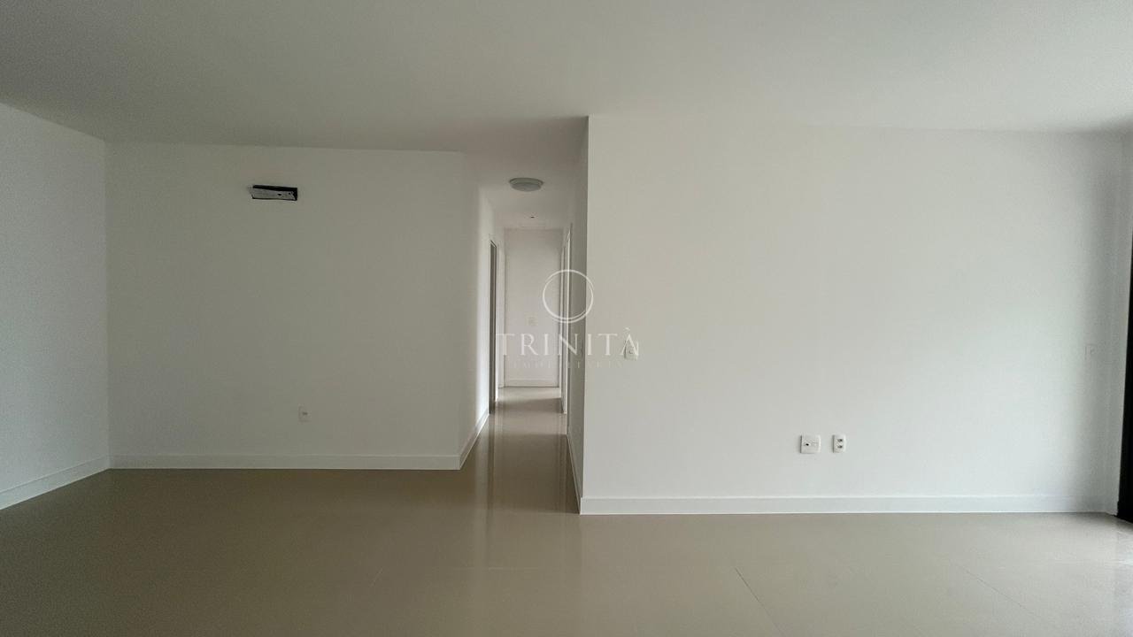 sala-trinitaimobiliaria-elos-ilhapura