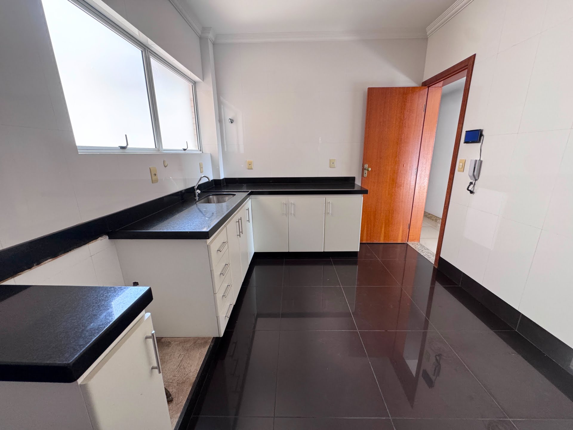 Apartamento à venda com 3 quartos, 1 suíte, 2 vagas e 100m² no Itapoã, Belo Horizonte (MG) — foto 14 de 27