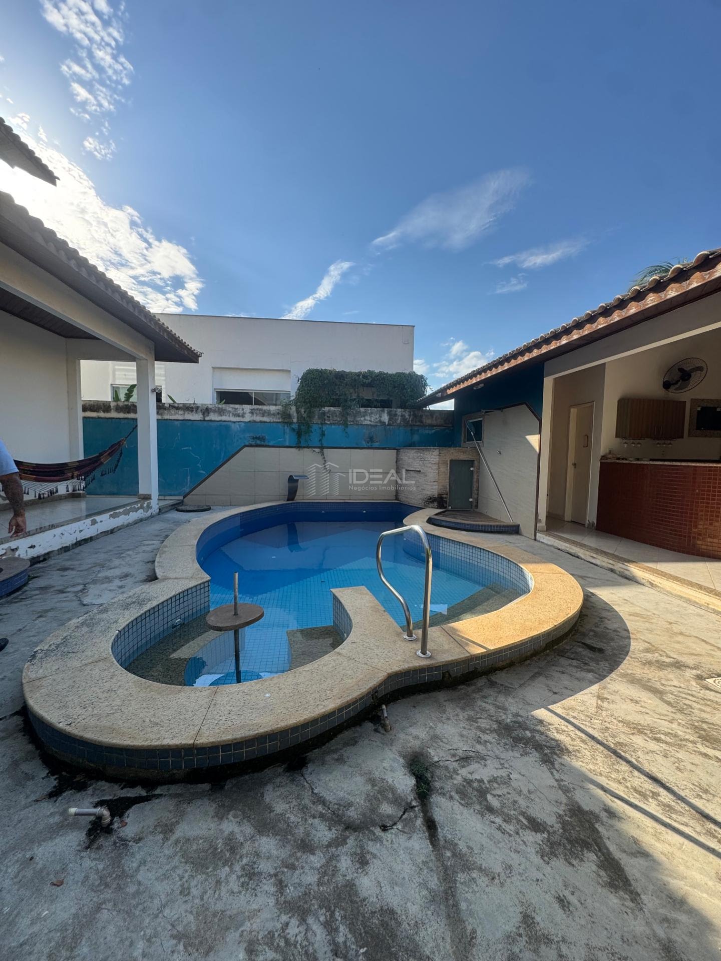 Casa à venda com 4 quartos, 4 suítes, 2 vagas e 360m² no Parque Santo Amaro, Campos dos Goytacazes (RJ) — foto 12 de 30