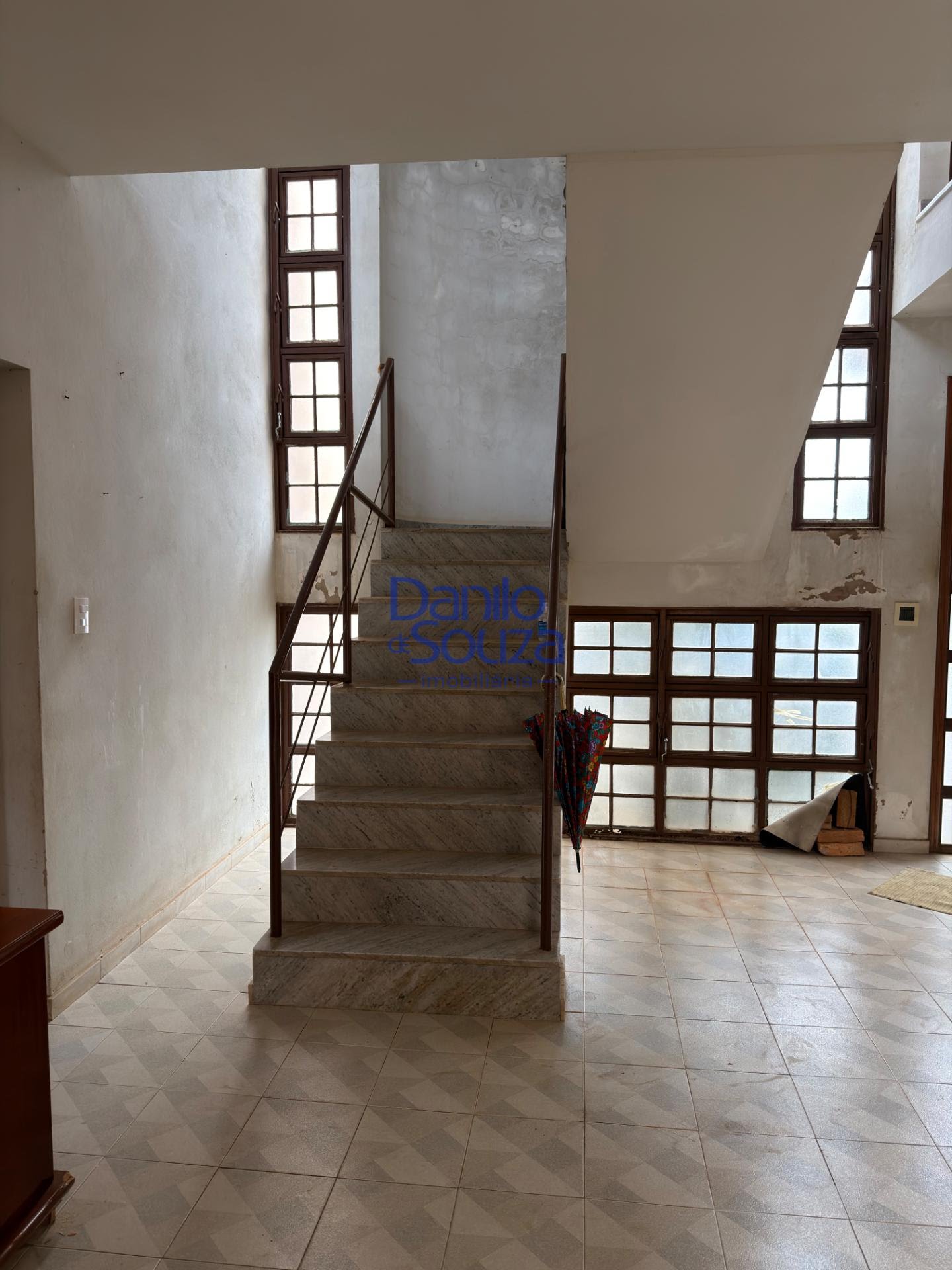Casa à venda com 4 quartos, 3 suítes, 2 vagas e 344m² no São Cristóvão, Araxá (MG) — foto 10 de 29