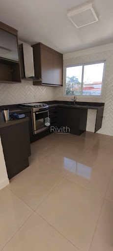 Belíssimo Apartamento sem Cobertura de 120m² com 2 dormitórios sendo 1 suíte, 3 banheiros, 2 vagas de garagem demarcadas e paralelasno Bairro Campestre - Santo André, SP