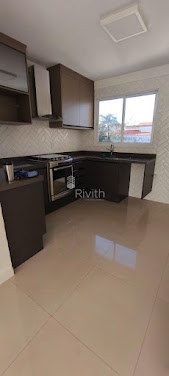 Belíssimo Apartamento sem Cobertura de 120m² com 2 dormitórios sendo 1 suíte, 3 banheiros, 2 vagas de garagem demarcadas e paralelasno Bairro Campestre - Santo André, SP