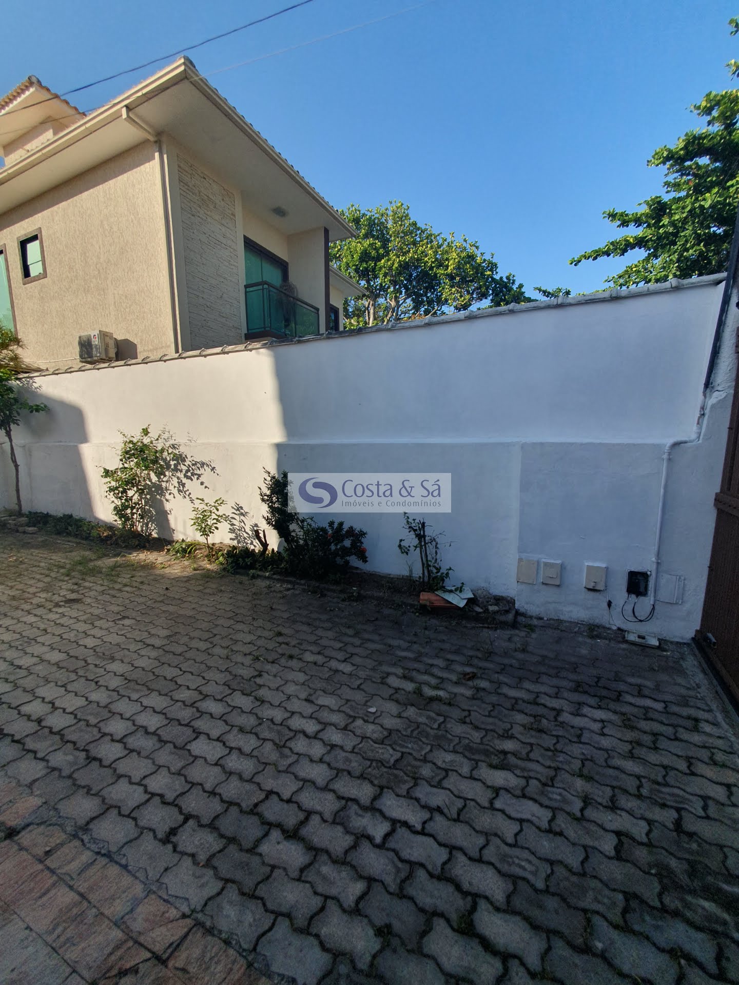Casa à venda com 3 quartos, 1 suíte, 2 vagas e 120m² no Costazul, Rio das Ostras (RJ) — foto 4 de 16