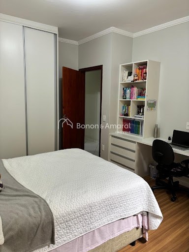 Casa, 3 quartos, 219 m² - Foto 9