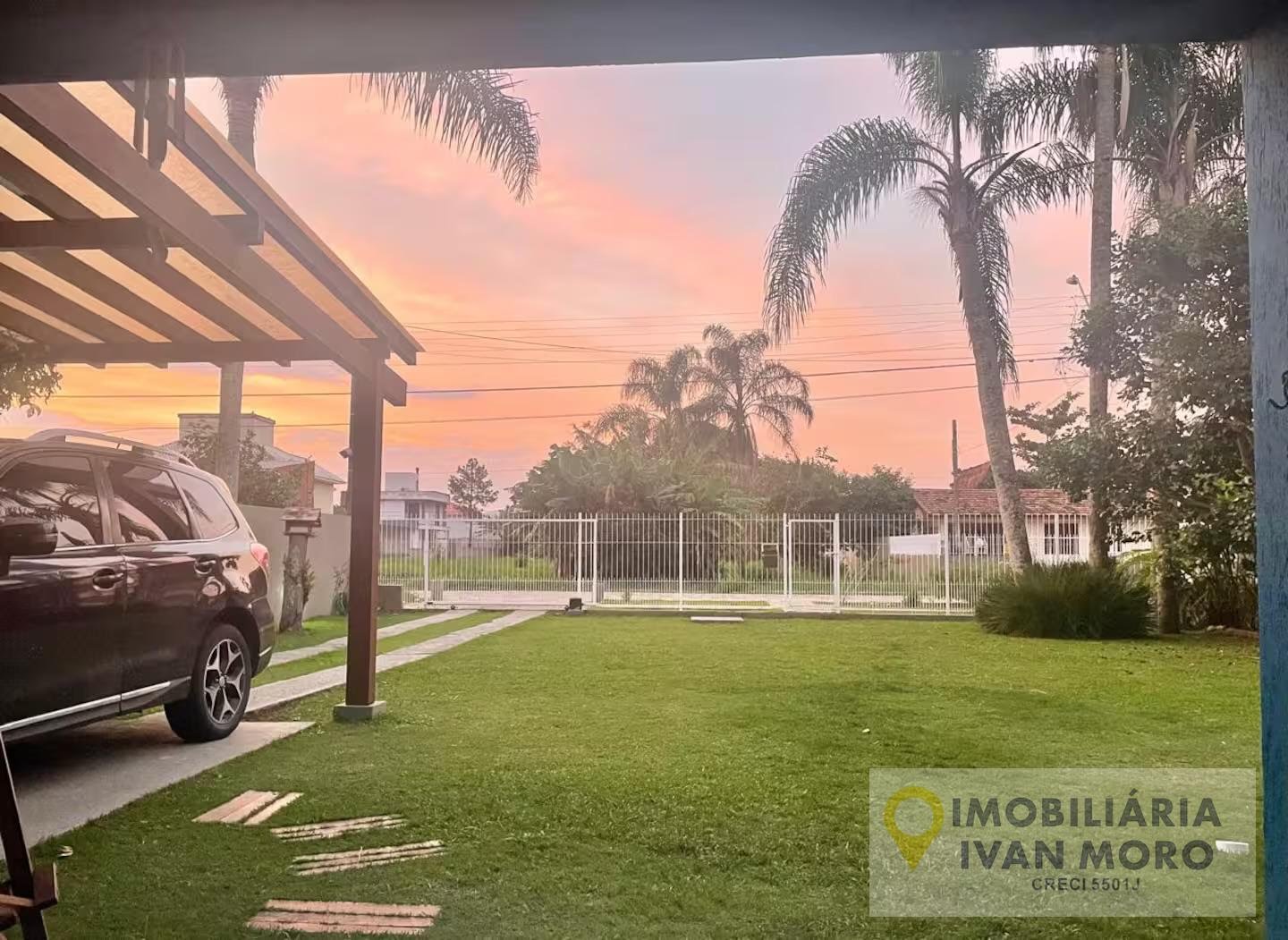 Casa à venda com 3 quartos, 1 suíte, 2 vagas e 160m² no Daniela, Florianópolis (SC) — foto 9 de 30