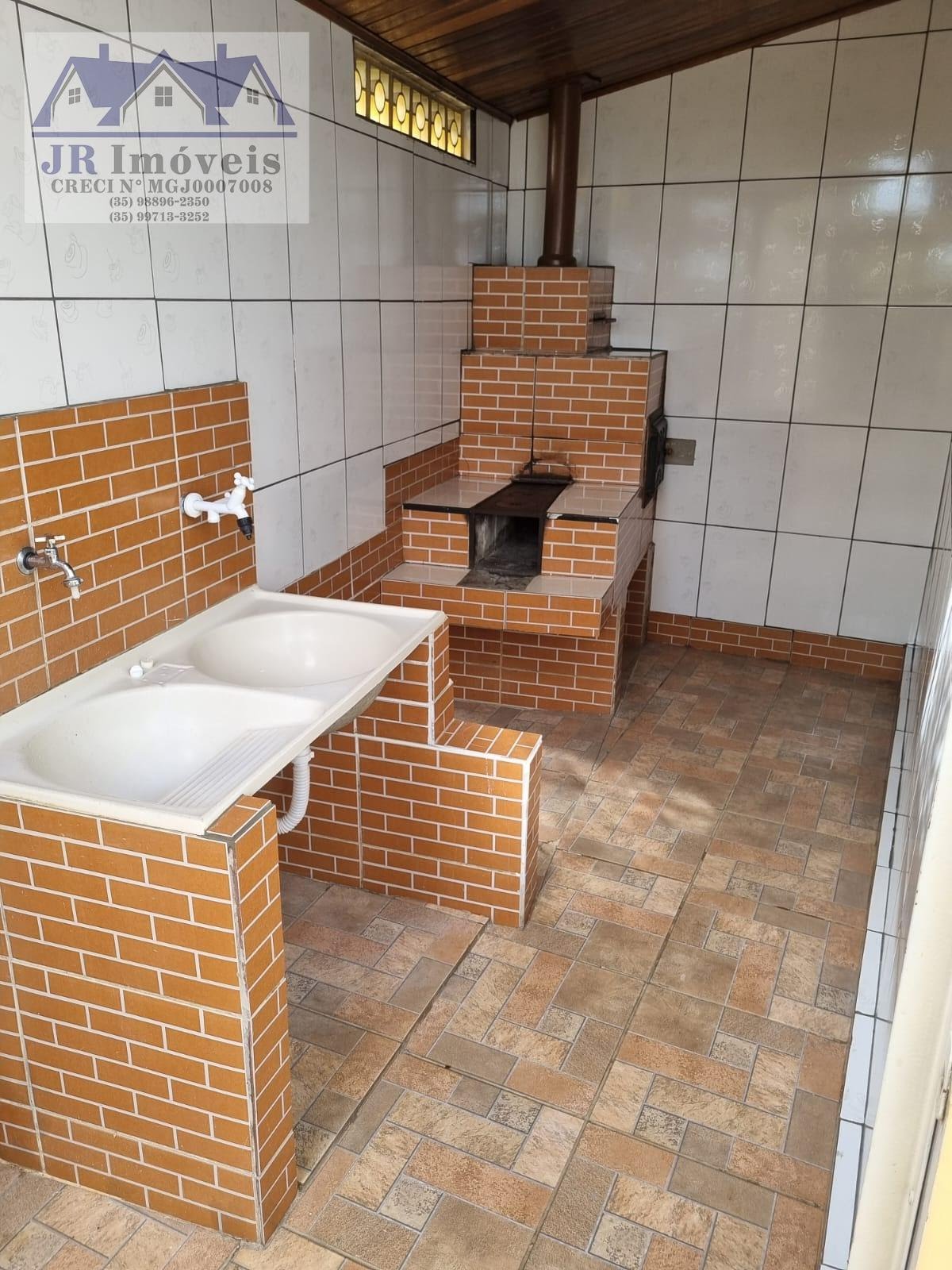 Casa à venda com 1 quarto, 1 banheiro, 1 vaga e 250m² no Bairro Santa Barbara, Piranguinho (MG) — foto 24 de 30