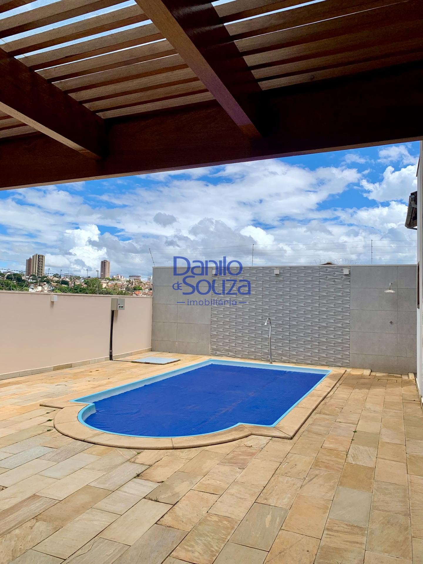 Casa à venda com 4 quartos, 1 suíte, 2 vagas e 360m² no Alvorada, Araxá (MG) — foto 25 de 28