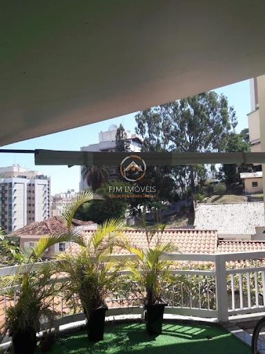 Casa em Ingá  -  Niterói