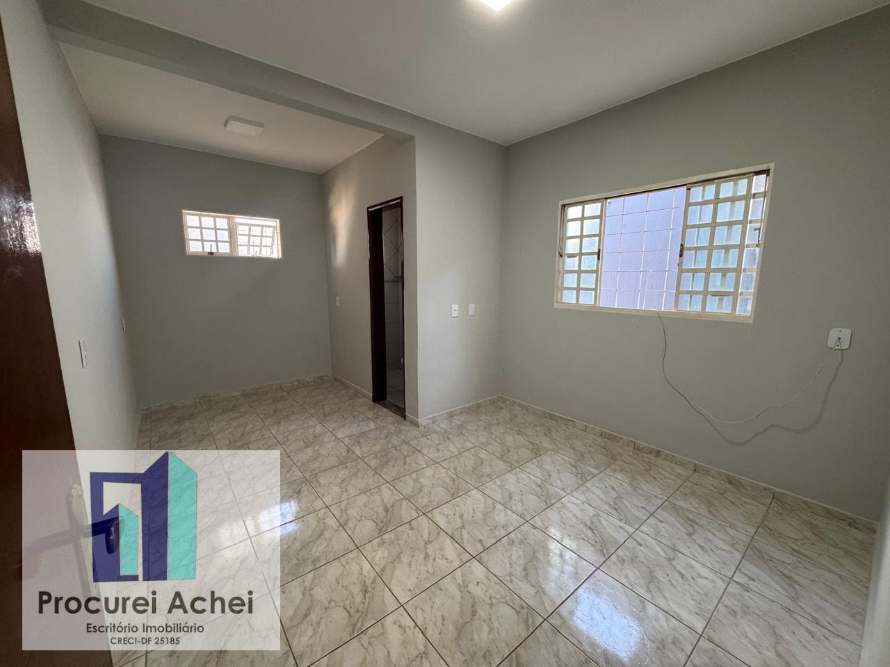 Casa à venda com 3 quartos, 1 suíte, 3 vagas e 200m² no Setor Residencial Leste (planaltina), Brasília (DF) — foto 11 de 14