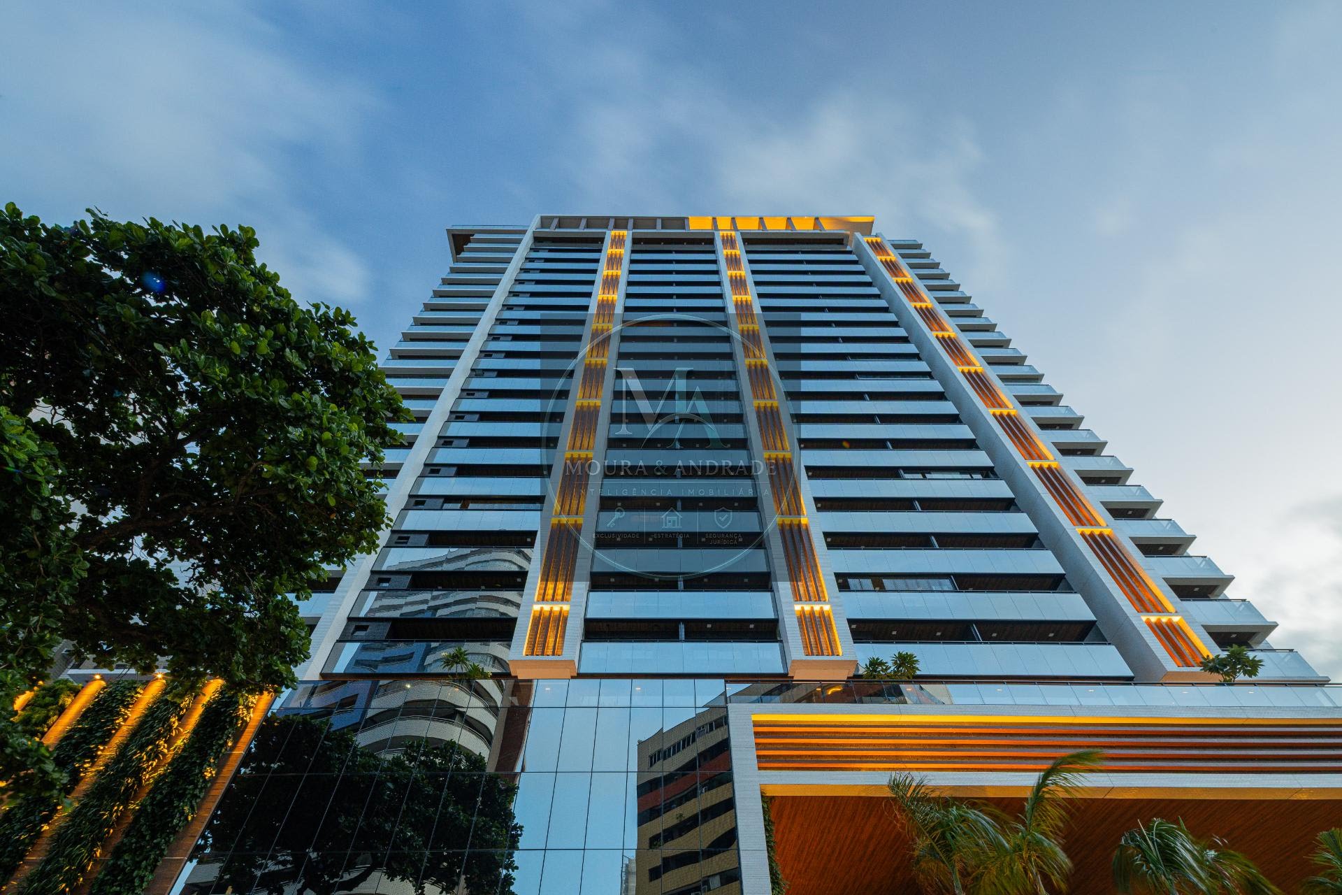 Apartamento à venda com 2 quartos, 1 suíte, 2 vagas e 65m² no Aldeota, Fortaleza (CE) — foto 2 de 22