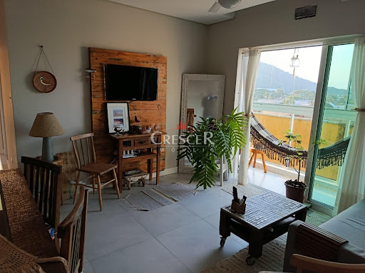Apartamento com 02 suítes à venda em Caiobá
