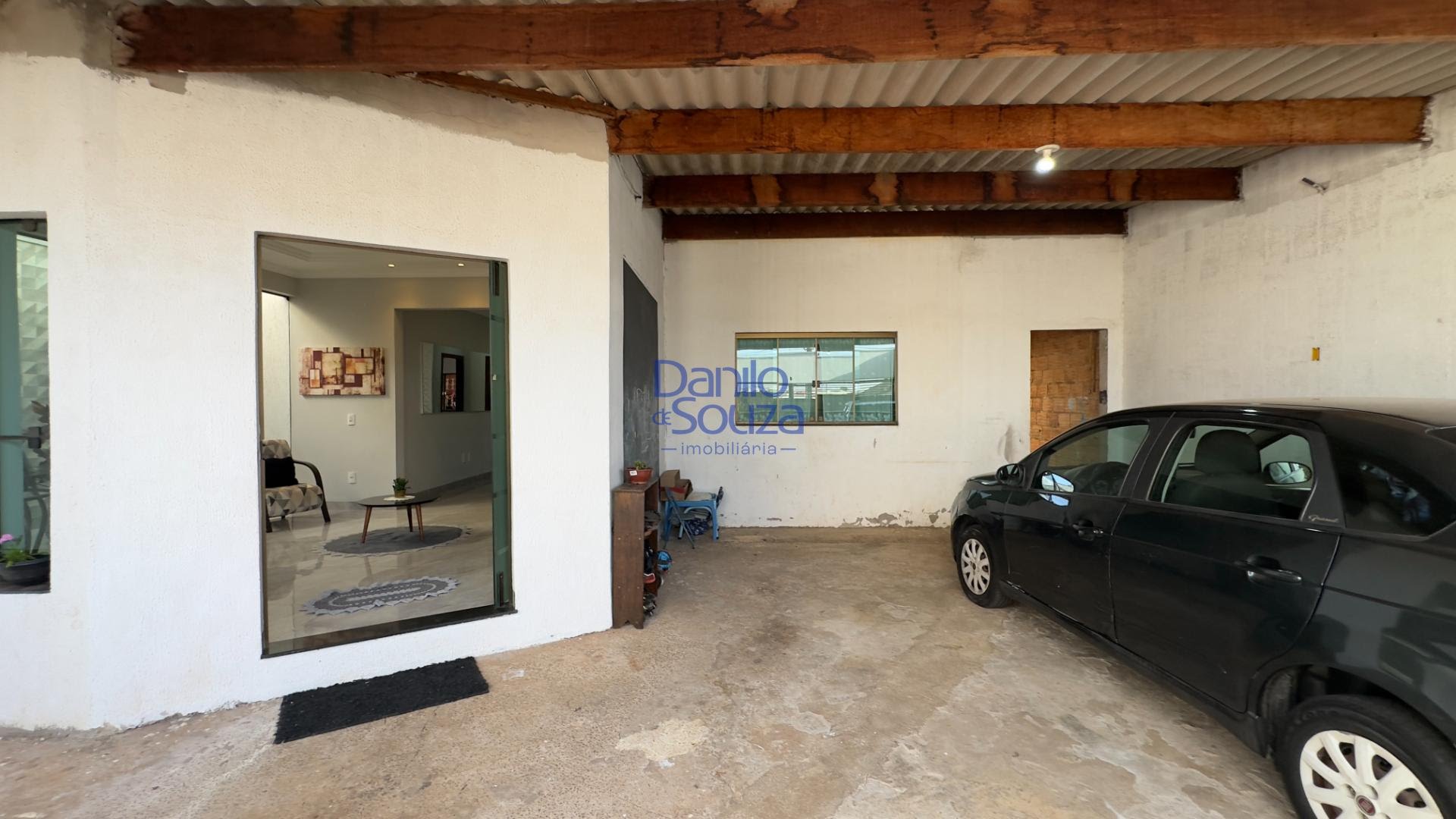 Casa à venda com 3 quartos, 1 suíte, 2 vagas e 404m² no Camuá, Araxá (MG) — foto 2 de 20