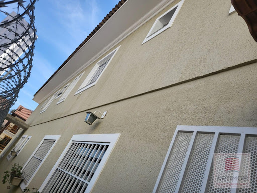 Casa Sobrado no Morumbi com 4 Dormitórios e 2 Suítes