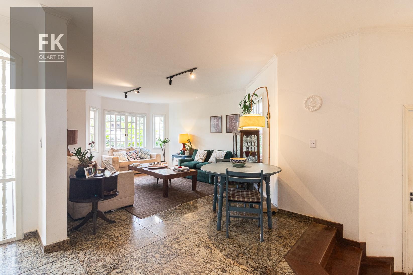 Casa à venda com 4 quartos, 4 suítes, 4 vagas e 398m² no Alphaville, Santana de Parnaíba (SP) — foto 12 de 30