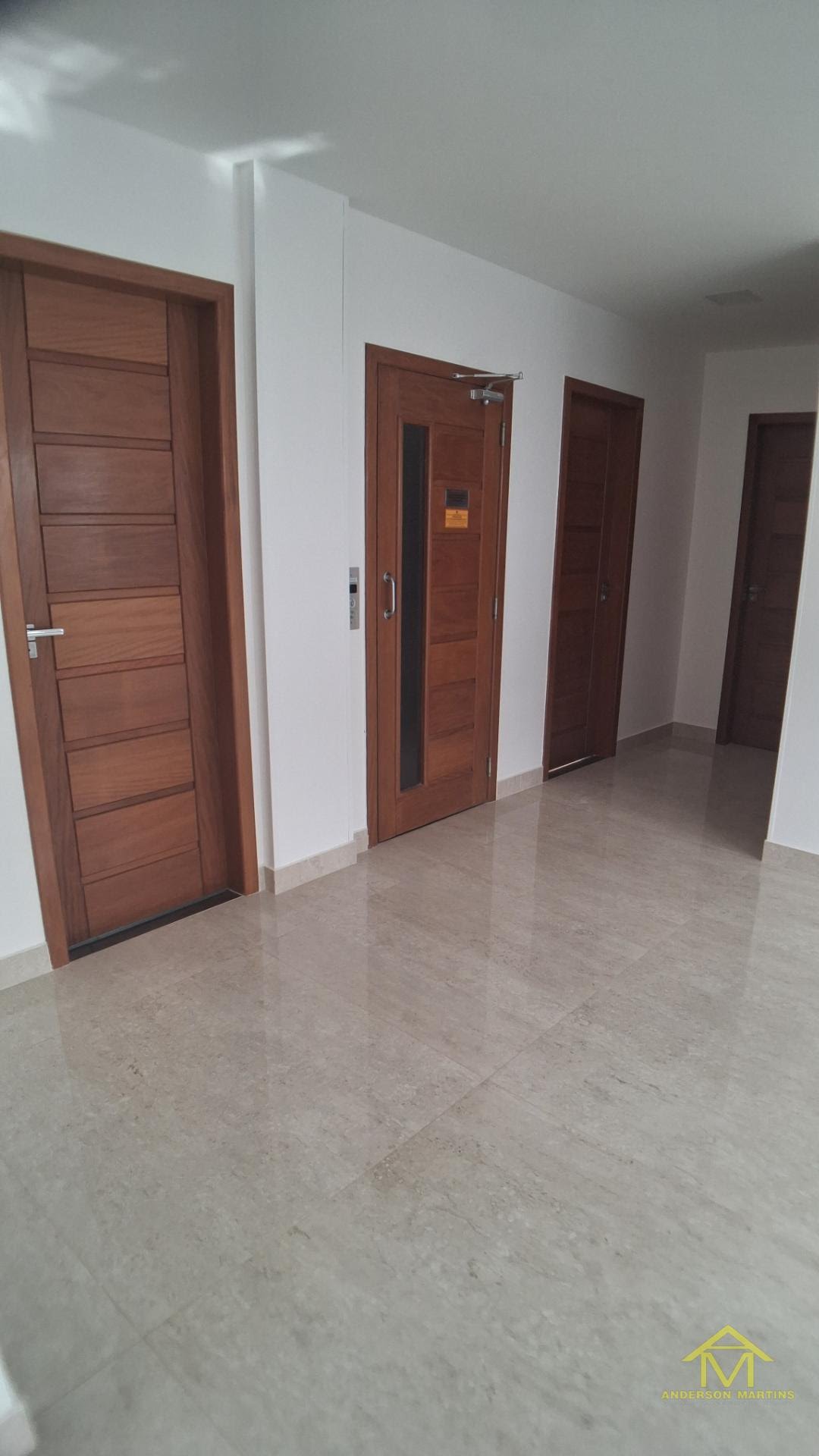 Casa à venda com 4 quartos, 5 banheiros, 2 vagas e 376m² no Interlagos, Vila Velha (ES) — foto 8 de 19