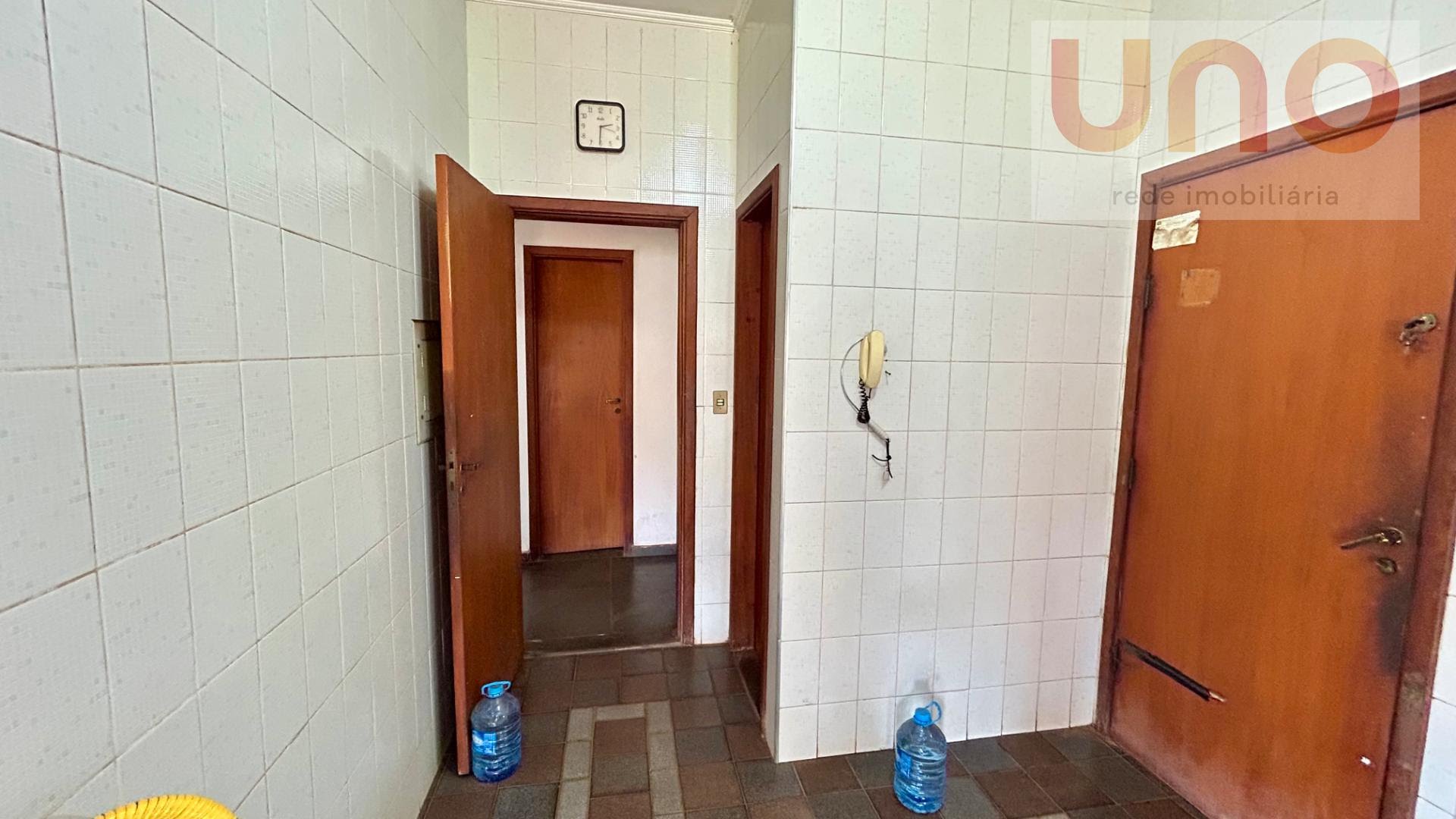 Casa à venda com 3 quartos, 1 suíte, 4 vagas e 340m² no Carandá Bosque, Campo Grande (MS) — foto 12 de 27
