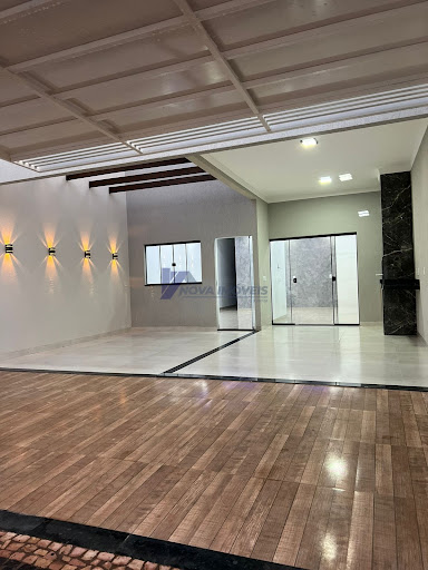 Casa 03 Dorm. em Residencial Veneza  -  Rio Verde