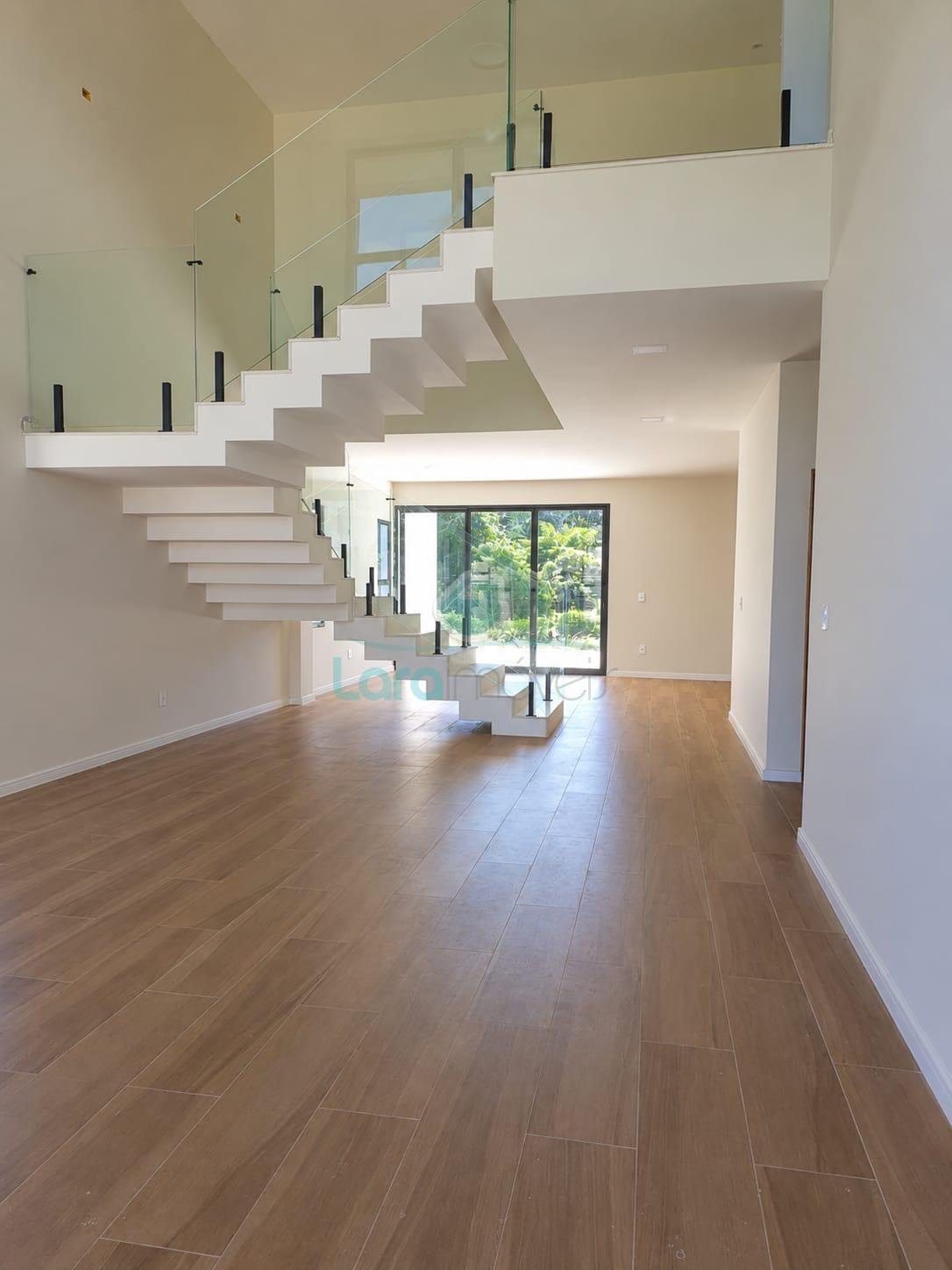 Casa à venda com 4 quartos, 4 suítes, 4 vagas e 340m² no Alphaville, Rio das Ostras (RJ) — foto 22 de 25