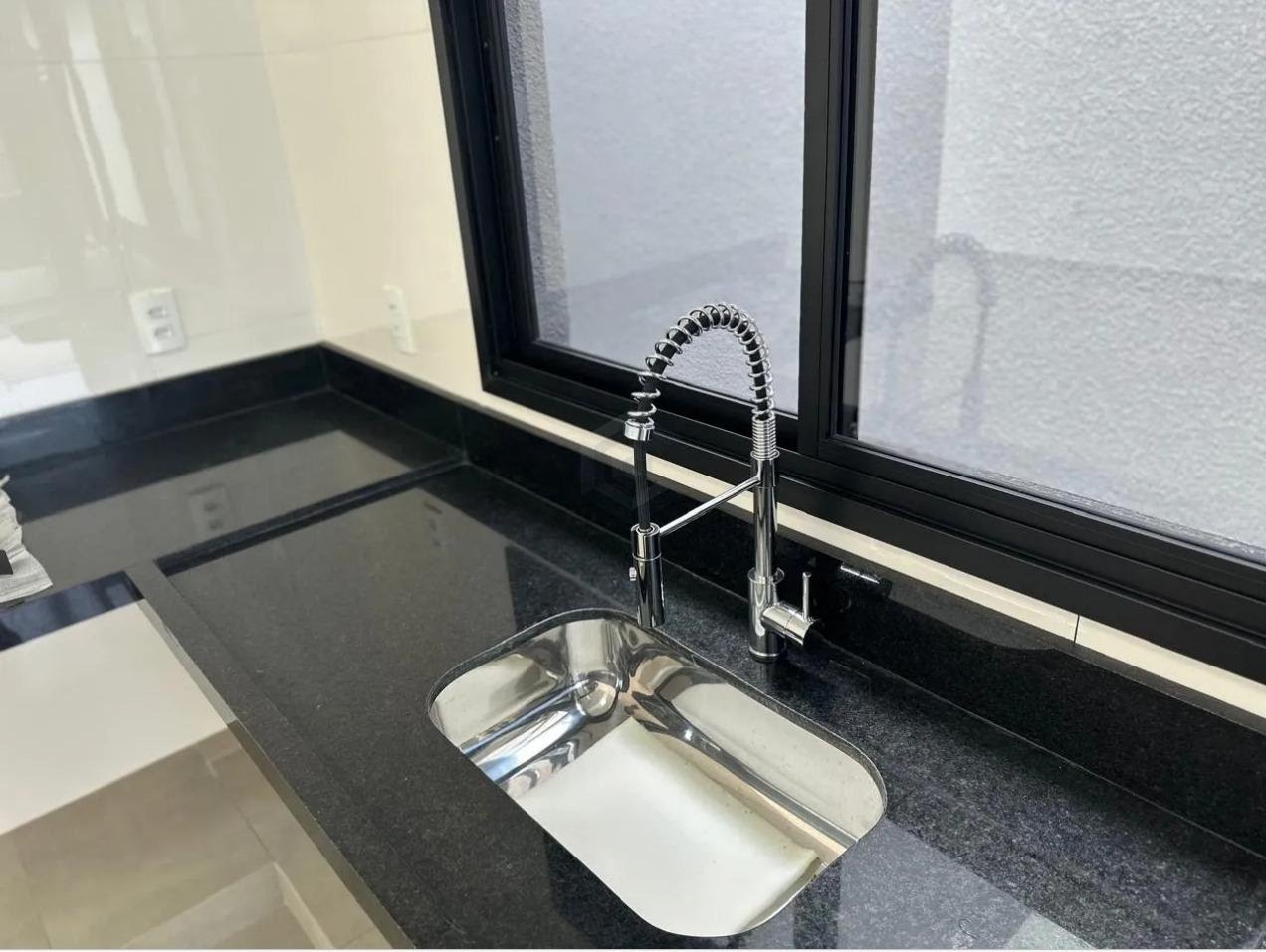 Casa à venda com 3 quartos, 1 suíte, 3 vagas e 132m² no Jardim Wanel Ville IV, Sorocaba (SP) — foto 10 de 30