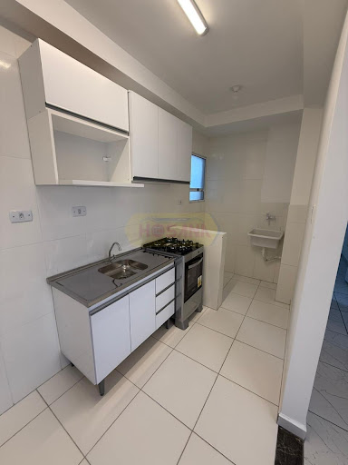 Apartamento em Parque Vitoria  -  Franco da Rocha