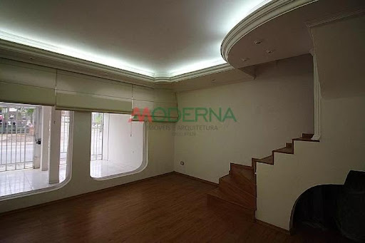 Sobrado à Venda em Rudge Ramos, SBC: 154m², 3 Dorms, R$875mil