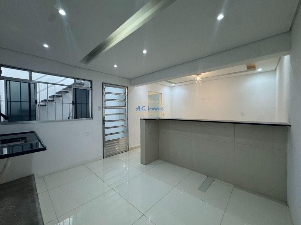 Casa à venda com 3 quartos, 1 banheiro, 2 vagas e 110m² no Vila Tupi, Praia Grande (SP) — foto 6 de 23