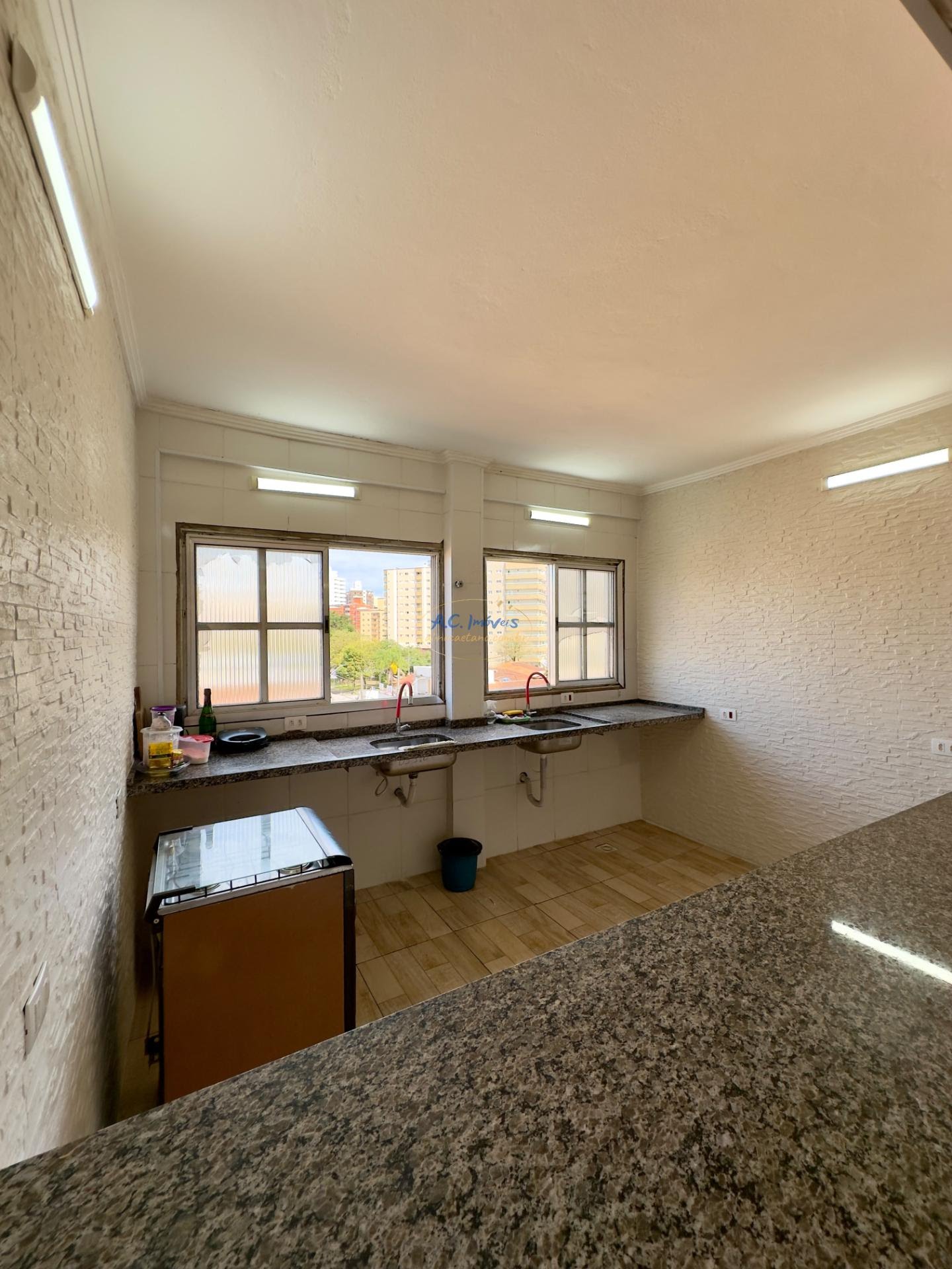 Apartamento à venda com 1 quarto, 1 banheiro, 1 vaga e 41m² no Vila Tupi, Praia Grande (SP) — foto 3 de 10