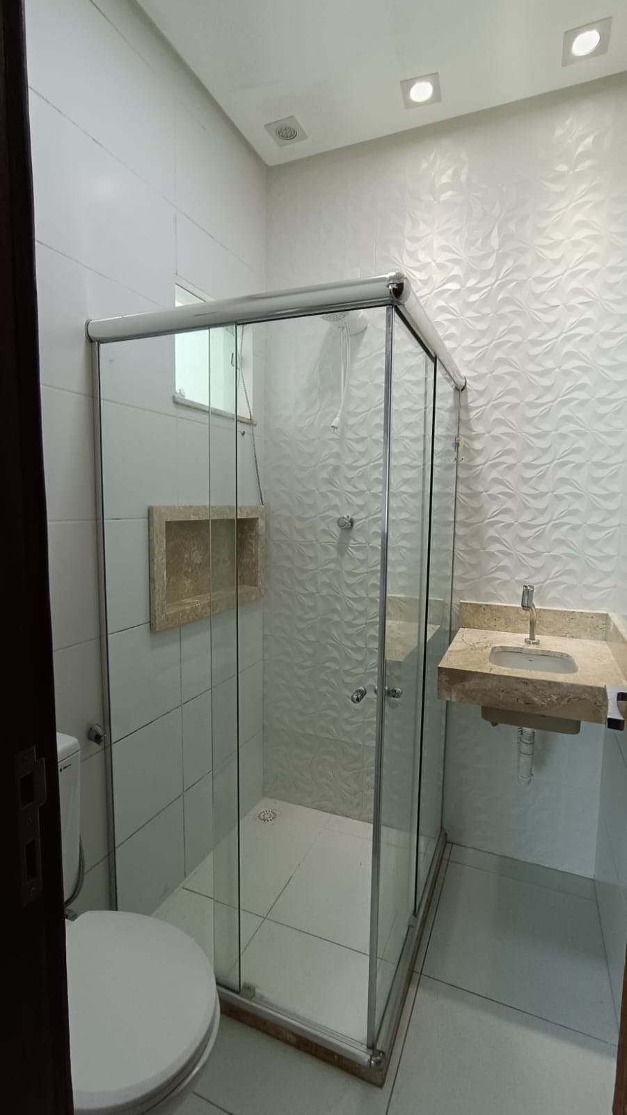 Casa à venda com 3 quartos, 1 suíte, 2 vagas e 140m² no Mangabeira, Feira de Santana (BA) — foto 5 de 8