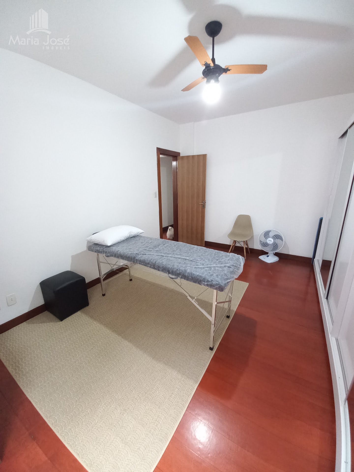 Apartamento à venda com 3 quartos, 1 suíte, 2 vagas e 142m² no Santa Helena, Sete Lagoas (MG) — foto 16 de 24