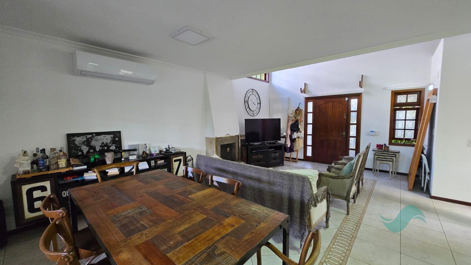 Casa à venda com 3 quartos, 1 suíte, 4 vagas e 230m² no Jurerê Internacional, Florianópolis (SC) — foto 29 de 30