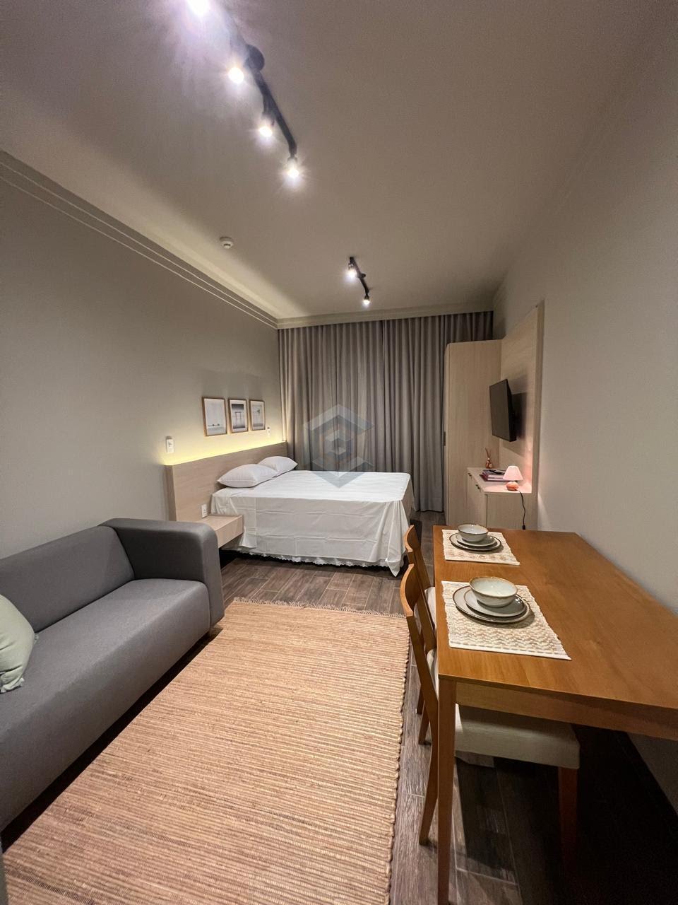 Apartamento à venda com 1 quarto, 1 banheiro e 28m² no Vila Augusta, Sorocaba — foto principal