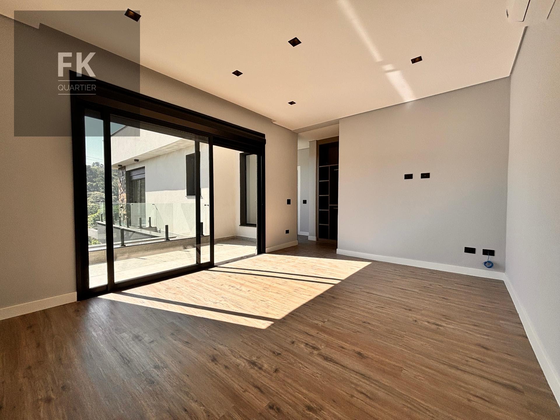 Casa à venda com 4 quartos, 4 suítes, 4 vagas e 370m² no Alphaville, Santana de Parnaíba (SP) — foto 21 de 30
