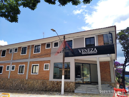 Sala Comercial no Centro de  Extrema